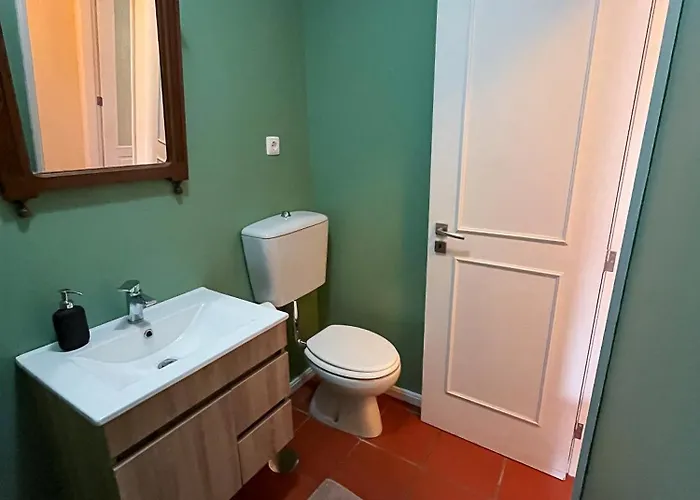 Spacious In Nova De Gaia