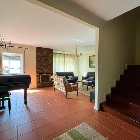 Spacious In Nova De Gaia Βίλα Νόβα ντε Γκάια