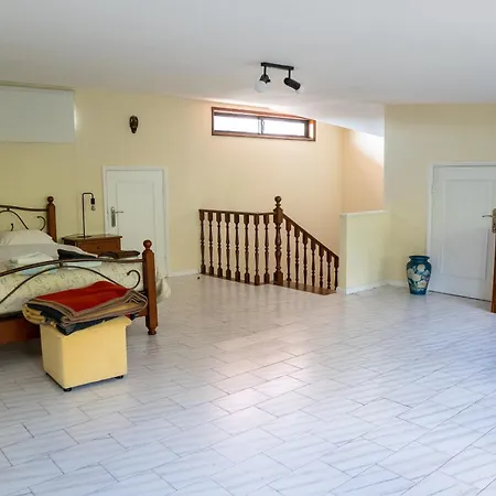 Spacious In Nova De Gaia * Vila Nova de Gaia