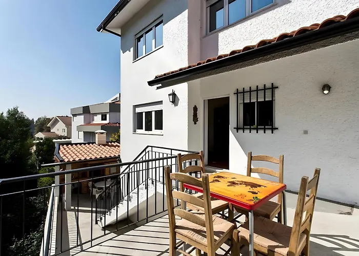 Spacious In Nova De Gaia فيلا نوفا دي غايا