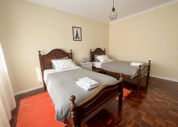 فيلة Spacious In Nova De Gaia *