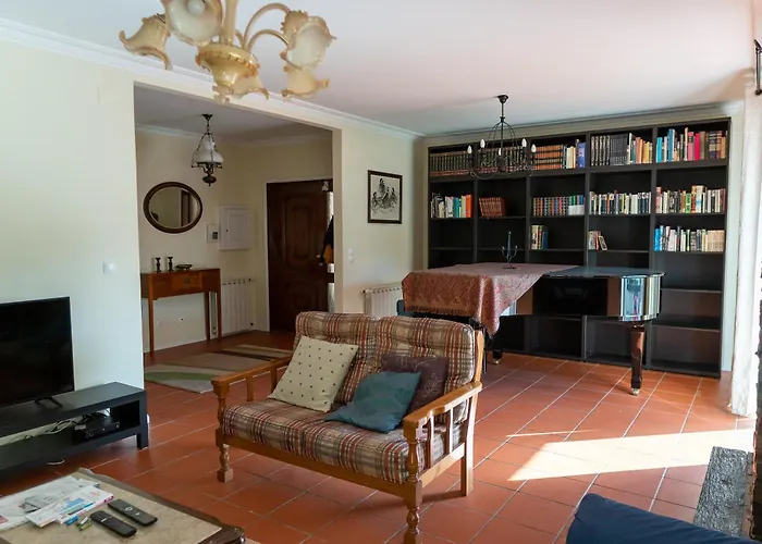 فيلة Spacious In Nova De Gaia فيلا نوفا دي غايا