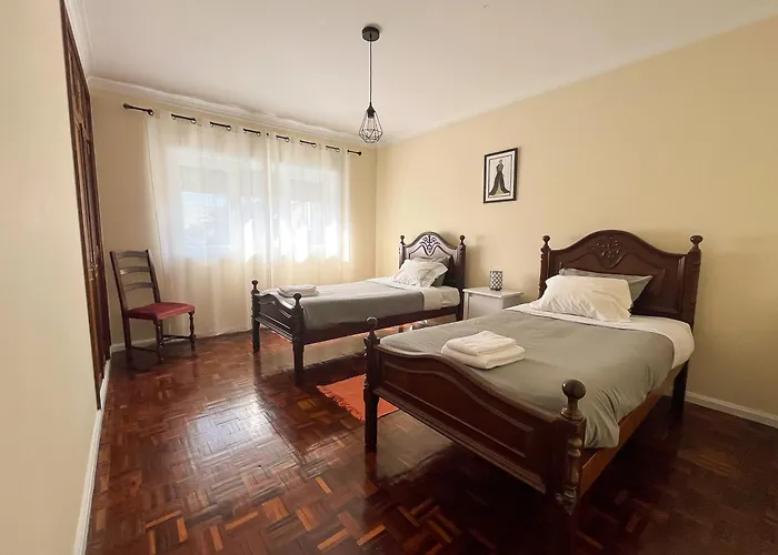 Spacious In Nova De Gaia فيلة